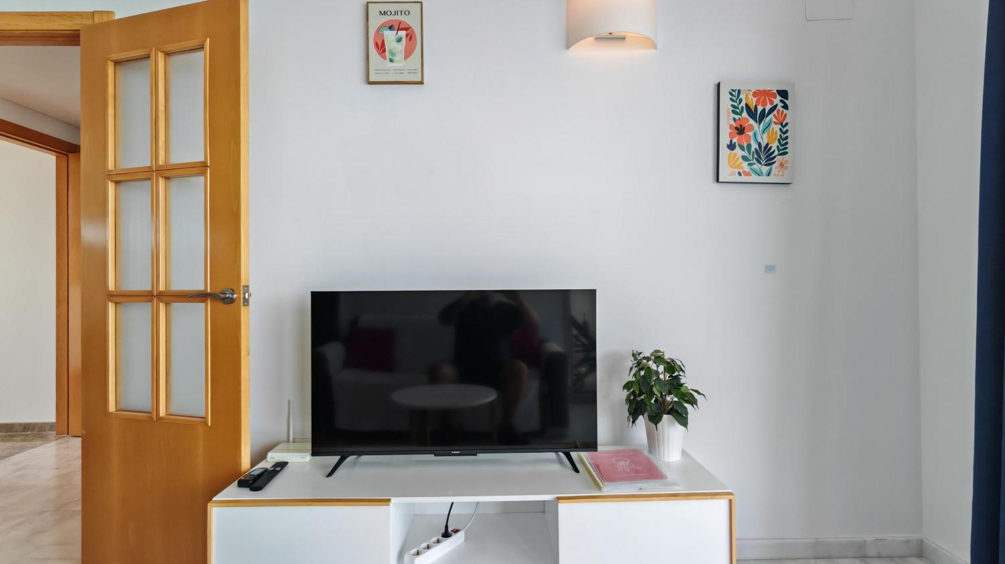 Benidorm High Rise Apartments - Sea Views - Torre Lugano Ngoại thất bức ảnh